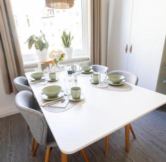 Vahrenwald-List Apartment | Topmoderne 3,5 -Zi-Wohnung in Hannover Lister Platz I Messe - Business - Familie