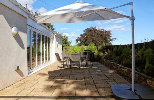 Torquay City Centre Villa | Torbay Rise Seaside Villa with outstanding family facilities