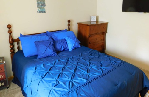 Rapid City House | Torch Lake Sandbar Manor -170' Lakefront/beach-Summer Weekly, 2-5 night by quote