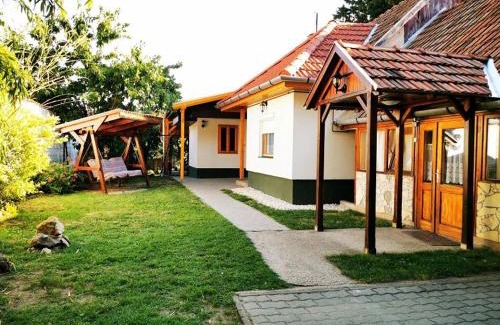 Eger Apartment | Tornácos Vendégház