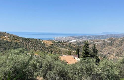 Sayalonga House | Toro Vista Casita - 1-2 bedrooms