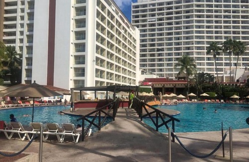 Puerto Vallarta Resort | Torre Condomar by VRHost