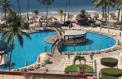 Puerto Vallarta Apartment | Torre Condomar by VRHost