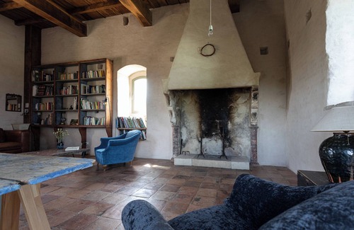 Santarcangelo di Romagna Apartment | Torre dei Battagli sleep in a medieval tower
