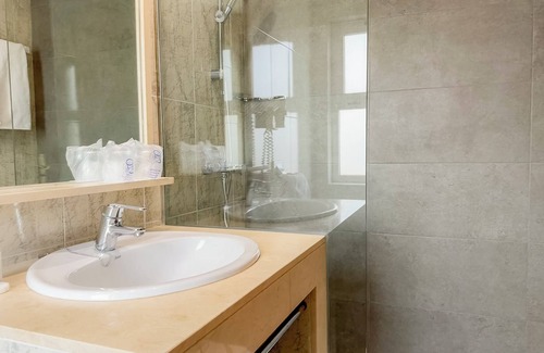 Almeria Centro Hotel | Torreluz Centro Hotel