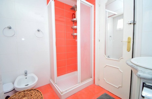 Torremolinos Apartment | Torremolinos 3 Bed Apt near Town Centre