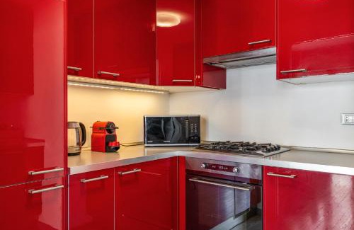 Giambellino Apartment | Tortona-Metro Tolstoj 5min - Spacious 6 guests - WiFi