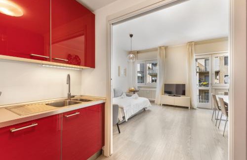 Giambellino Apartment | Tortona-Metro Tolstoj 5min - Spacious 6 guests - WiFi