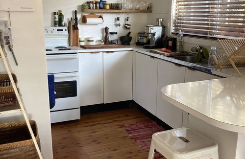 Culburra Beach House | Totally cute beach shack 80m walk to Culburra beach!