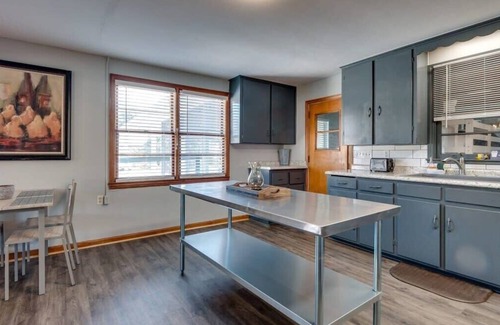 Savannah House | Totally Turquoise