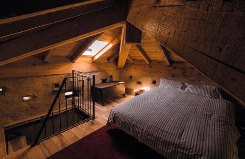 Polinago Ski Chalet | Tower house Gombola