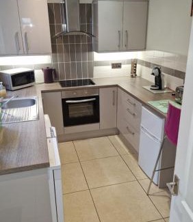 Belfast House | Tower Street Treasure