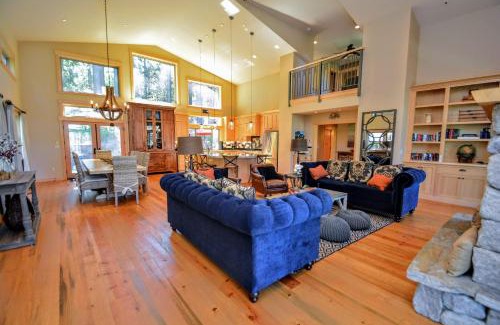 Arnold House | Towering Pines Lodge