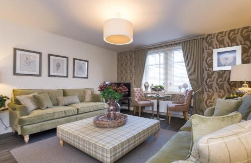 Cove Apartment | Town and Country Charleston Apartments