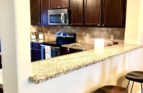 College Station House | Town Home 4.5 Miles From Texas A&M