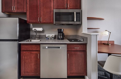 Southeast Colorado Springs Hotel | TownePlace Suites Colorado Springs South