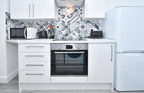 Crewe House | Townhouse @ 42 Minshull New Road Crewe - Double