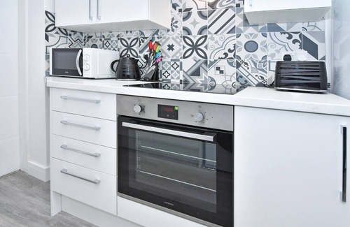Crewe House | Townhouse @ 42 Minshull New Road Crewe - Double