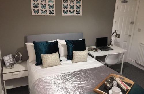 Crewe House | Townhouse @ 46 Nelson Street Crewe