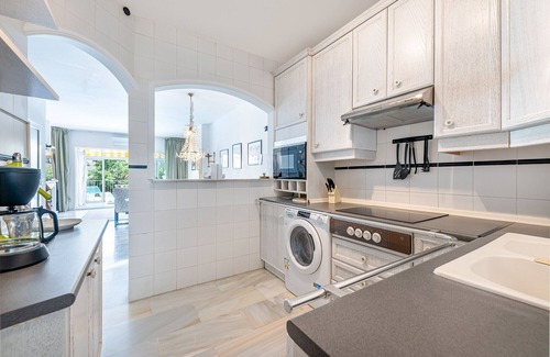 Benalmadena Costa Ski Chalet | Townhouse Cortijos de La Hidalga