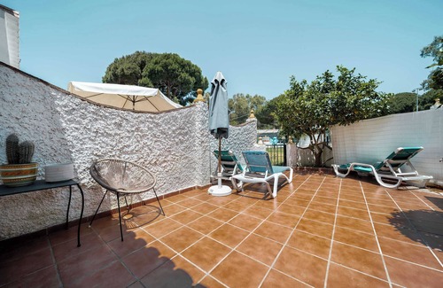 Elviria Apartment | Townhouse Los Arcos Patio Pool Charming