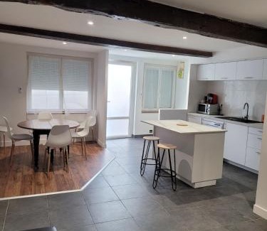 Lamothe-Capdeville Apartment | townhouse near Montauban Lamothe-Capdeville