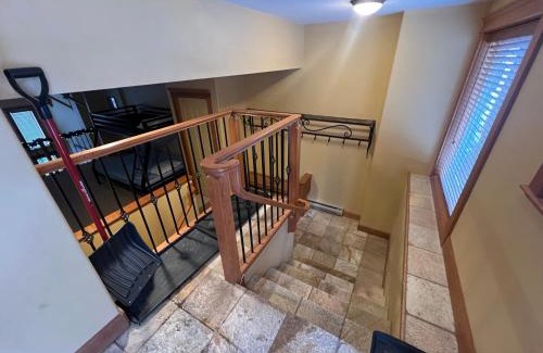 Big White Ski Resort Ski Chalet | Townhouse, Ski in Ski out