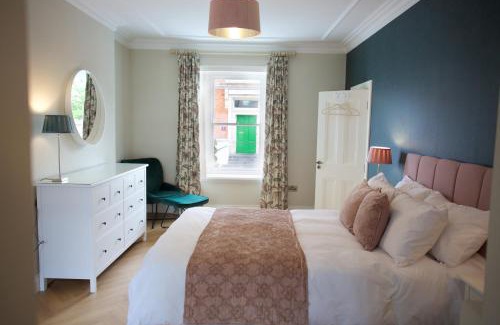 Cortober Villa | Townhouse Stay - St George's Terrace