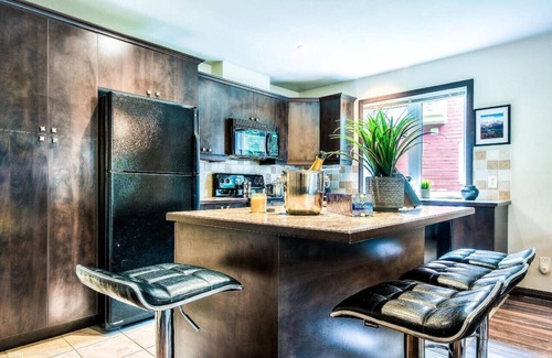 Mont-Tremblant House | Townhouse with Free Shuttle to Tremblant Resort