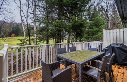 Mont-Tremblant House | Townhouse with Free Shuttle to Tremblant Resort