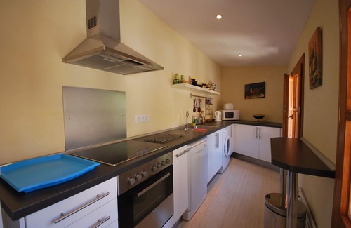 Fornalutx House | Townhouse with Roof Terrace and wifi in the centre of Fornalutx.