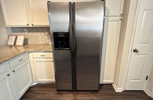 Marietta House | Townnhome on a hill in Marietta, with WiFi, CLOSE TO BRAVES STADIUM