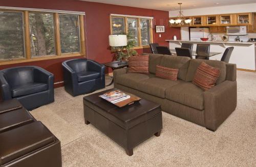 Beaver Creek Apartment | Townsend Place 206A Condo