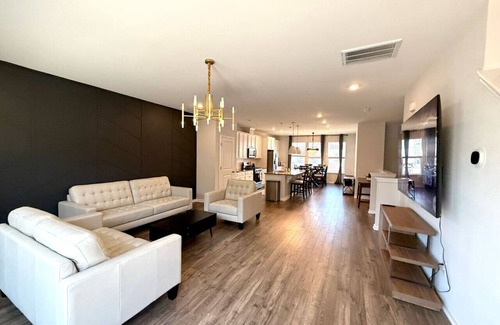 Durham House | TPV - Xanadu - New-By RDU w/Heated Indoor Pool&Gym