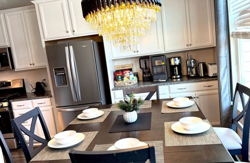 Durham House | TPV - Xanadu - New-By RDU w/Heated Indoor Pool&Gym