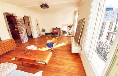 Clichy Apartment | Très beau 2P avec vaste séjour ensoleillé - A 50 m du métro du marché et de la mairie