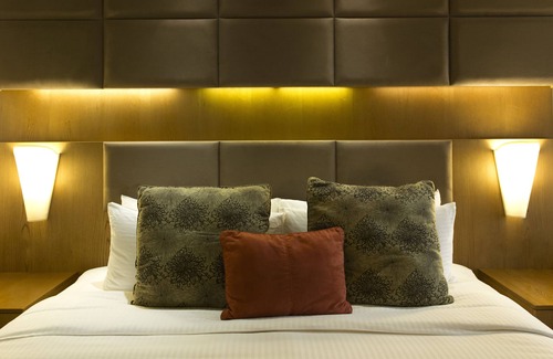 Al Maqta Hotel | Traders Hotel, Qaryat Al Beri