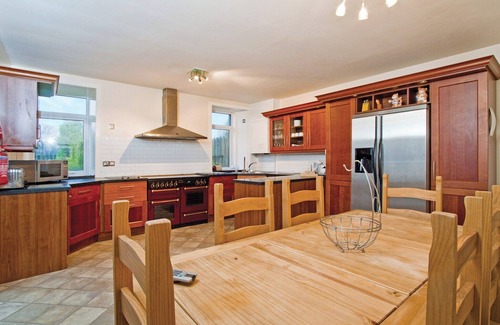 Castle Douglas Cottage | Traditional and spacious two storey farmhouse.
