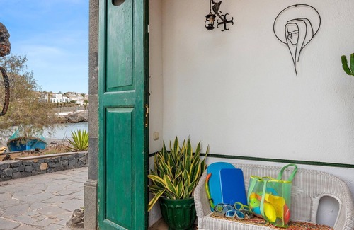 Poris de Abona Cottage | Traditional Canary house next to the Beach