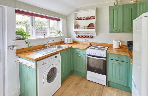 Wark House | Traditional cottage with brand new Woodburner