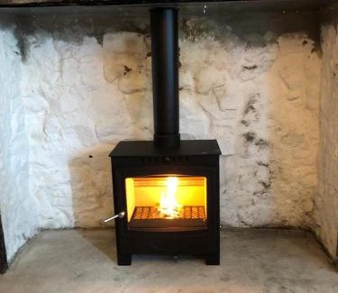 Wark House | Traditional cottage with brand new Woodburner