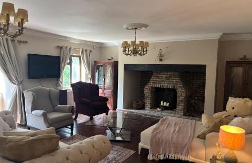 Brighton Villa | Traditional English house