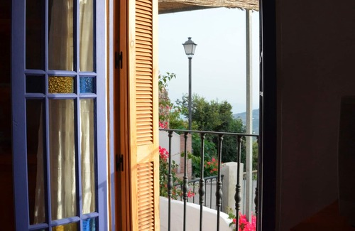 Frigiliana Cottage | Traditional house in the historical part, community pool, sea view/mountain