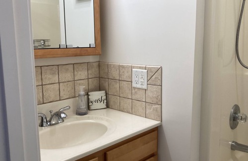 Bloomington House | Traditional Single Family Home w/Attached Garage