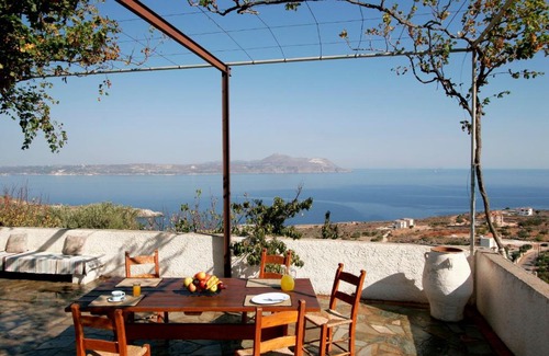 Kokkinon Khorion House | Traditional Villa Kapare