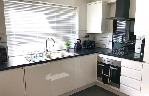 Tenby Apartment | Traeth Arian - Location, location, location.