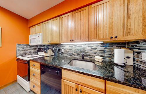 Central Vermont- Killington Apartment | Trail Creek 20