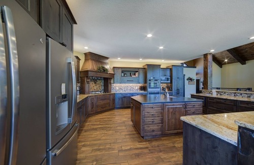Deadwood Cabin | Trail Ridge Lodge-7 Bedroom 4 miles from Deadwood