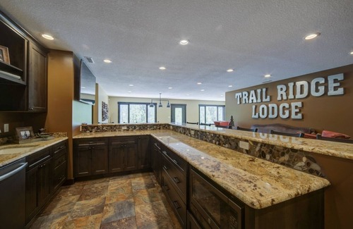 Deadwood Cabin | Trail Ridge Lodge-7 Bedroom 4 miles from Deadwood