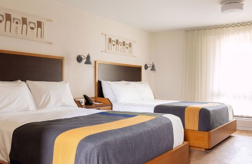 Estes Park Hotel | Trailborn Rocky Mountains